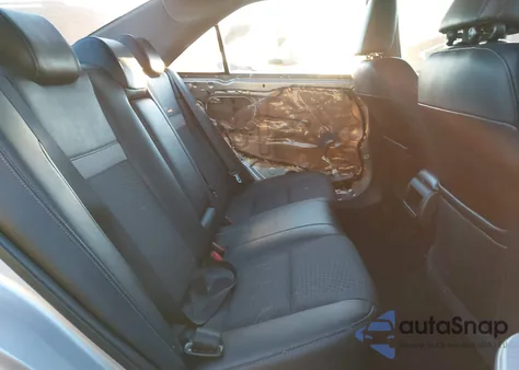 2014 Toyota Camry Se Sport z USA, uszkodzony, nr VIN 4T1BF1FK5EU447201